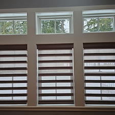 Norman-Window-Fashions-MotorizedAutomated-Perfect-Sheer-Shades-on-SE-129th-St-in-North-Bend-WA 1